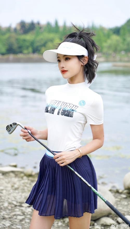 🏆世界首届女子高尔夫球诗歌大赛🏌️获奖诗人🌏评论：江花（北京）珺珺（云南）世界诗歌联合总会🌏（图98）