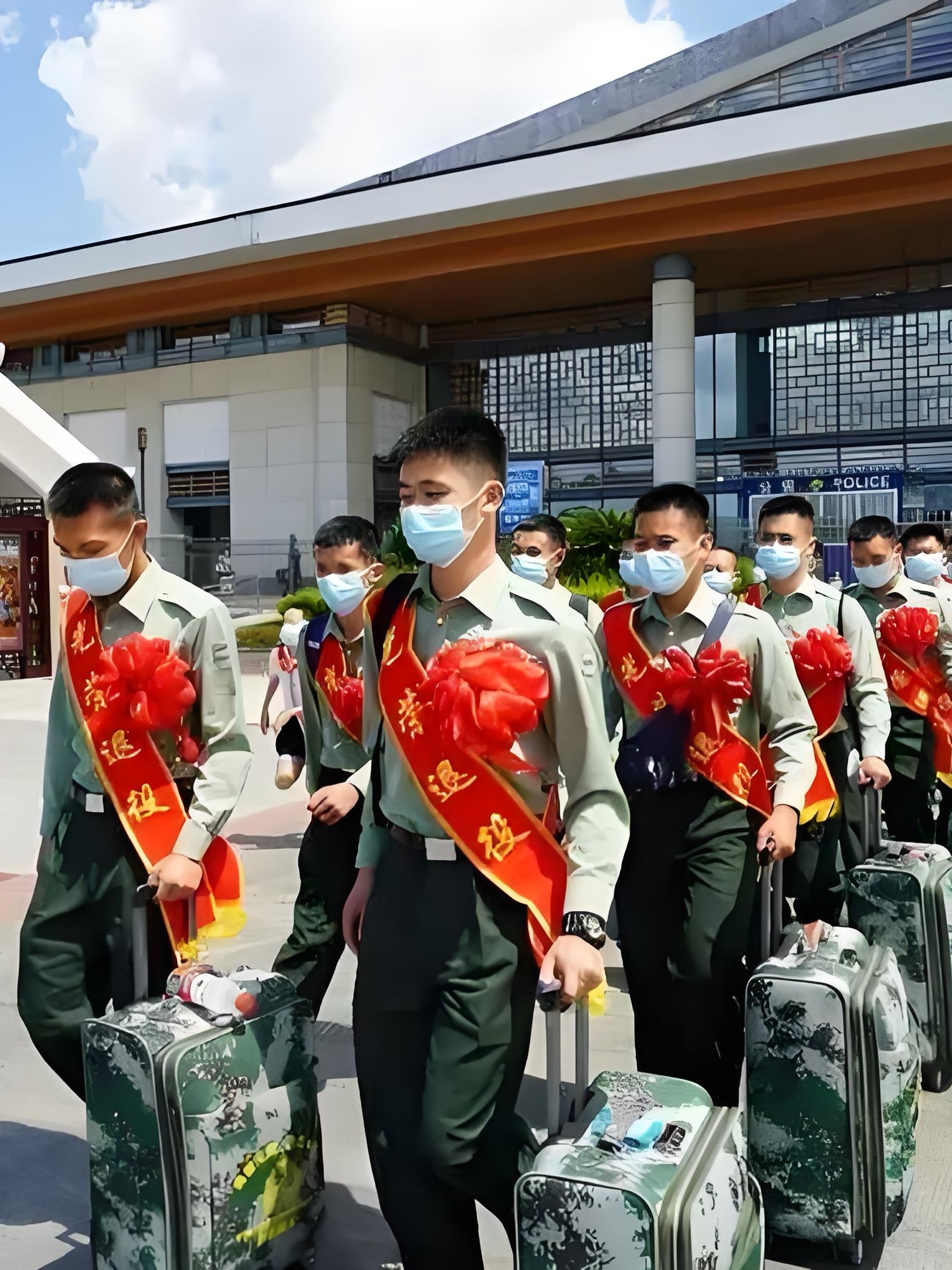 高虹诵读《中国老兵》 作者：任学路（图7）