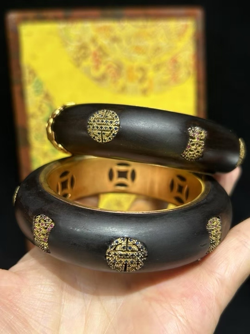 苏世宏 ： 《中国皇家选中的奇南沉香绝品——惊艳世界沉香江湖》海外头条（图8）