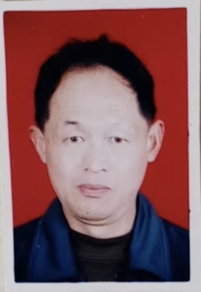 一个拯救人民的人 | 作者：徐宝康（图3）