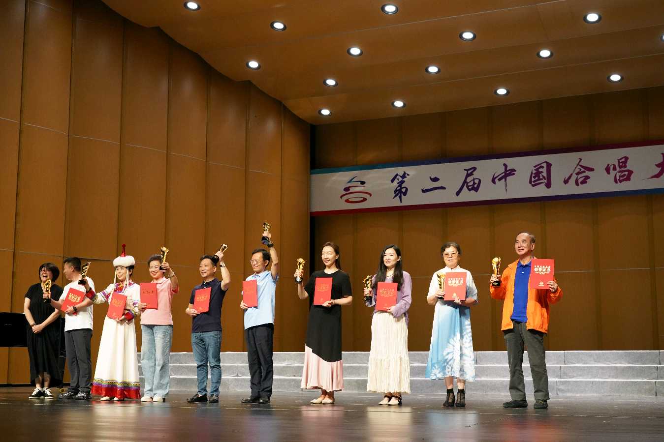 李敬党《十年磨一剑 运河之春合唱团绽放高光时刻》主播:李延廷；编辑:开心快乐【运河之春】(第203期)（图10）