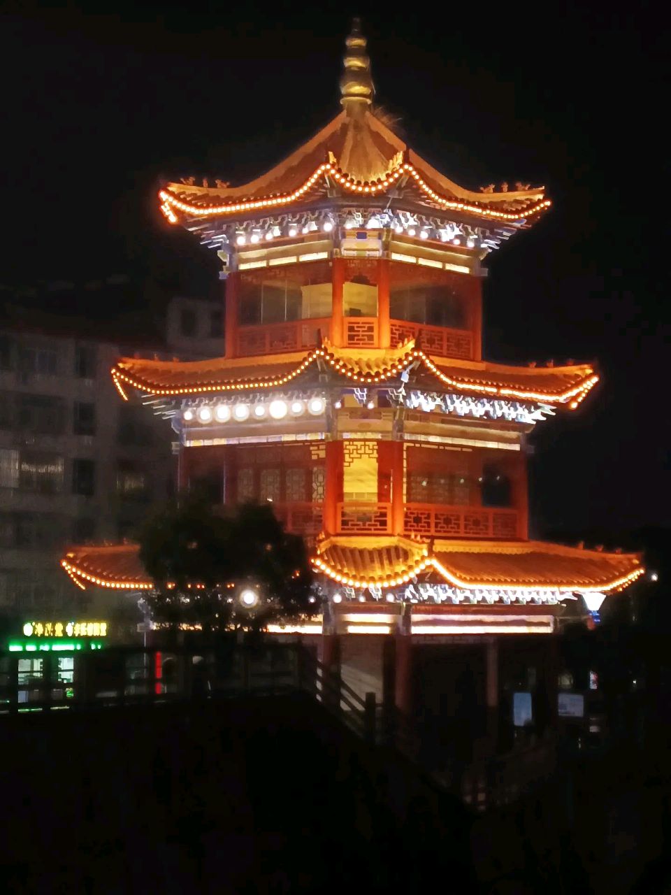 量子诗歌“七嘴八舌”说诗评诗系列之王红民副主席的《刺骨寒》带你走进无法言喻却又以诗的形式来感受彻骨之寒——文化强国量子诗歌文化传媒（图22）