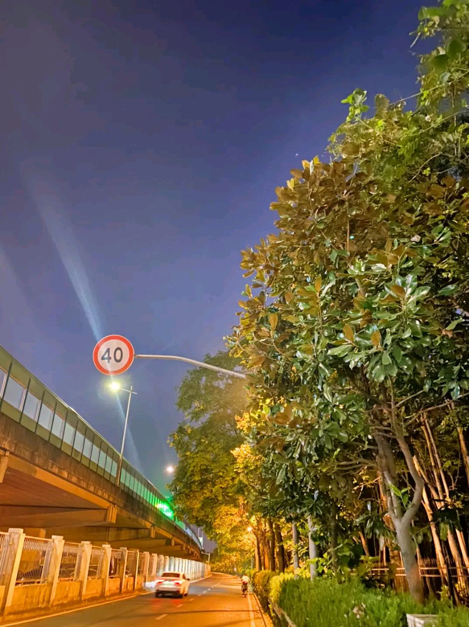 量子诗歌“七嘴八舌”说诗评诗系列之王红民副主席的《刺骨寒》带你走进无法言喻却又以诗的形式来感受彻骨之寒——文化强国量子诗歌文化传媒（图16）