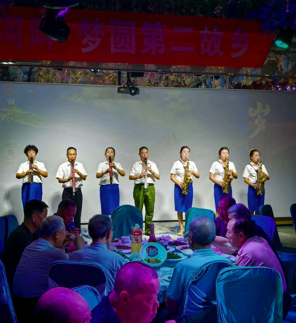 【国风社陕西分社】月刊55期*总第66期【八一特刊1】热烈祝贺工兵十四团青海战友民和联谊会隆重开幕*党阳安主持·段军致欢迎词·王友德、田清波团长讲话等活动礼成！（图139）