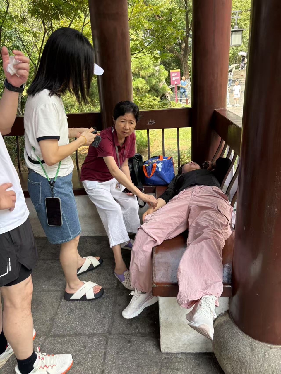 一瓶黄鹤楼水的爱心传递｜周智敏（图5）