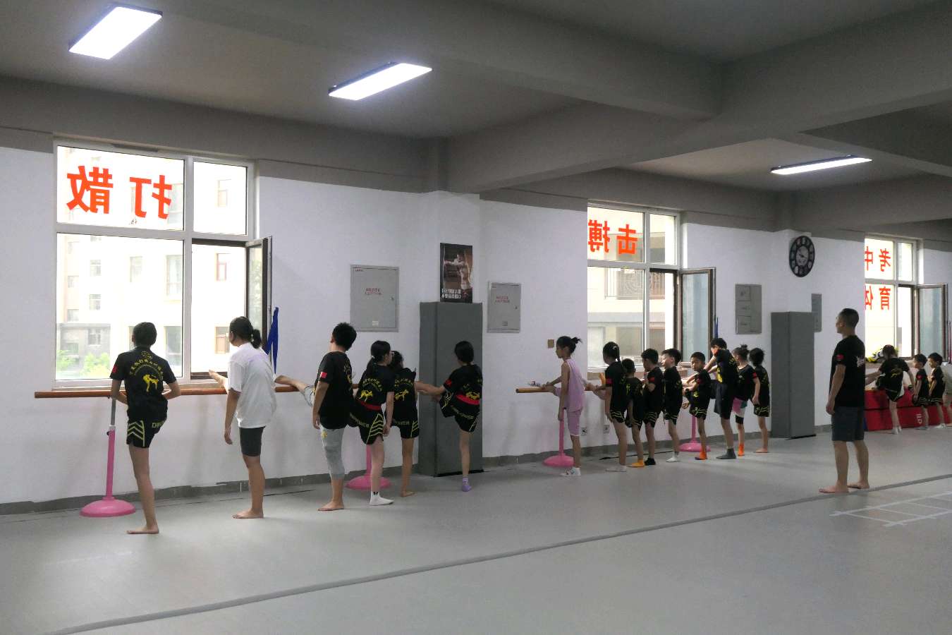 银川:暑假学习搏击