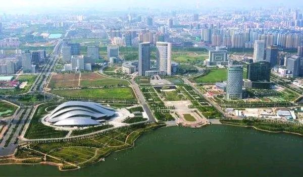 《[双调·水仙子]赞庐州天鹅湖》作者：喻忠国 [中国现代诗歌文化传媒推荐]（图6）