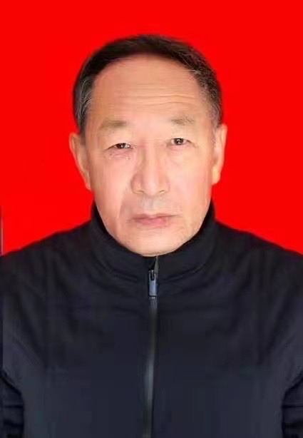 雨兰朗诵：《八一礼赞》作者||李吉伟祝《山河为证·八一诗情献军魂》诗歌朗诵晚会圆满成功！海外头条（图7）