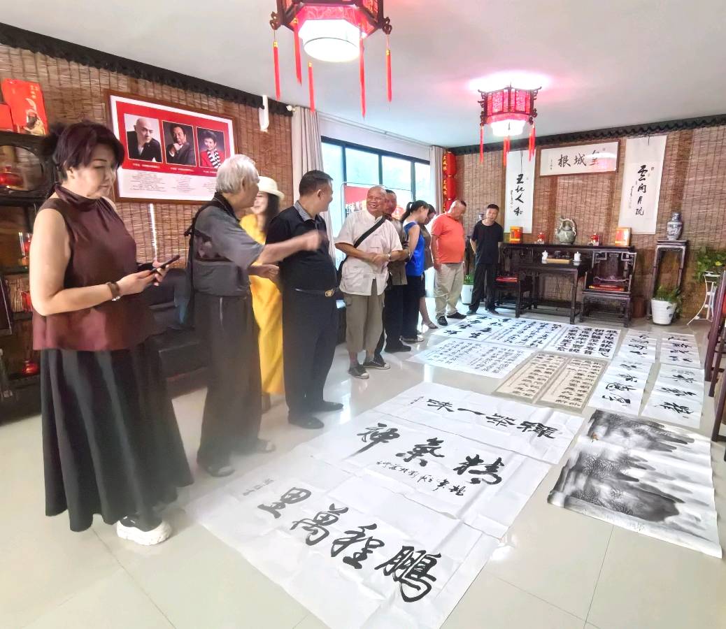 炎凉替换衷肠诉.岁月轮回鬓发催∥韦运雪.唐江.冯继斌.莫天华.刘兴华.班镇.胡广英.李昇寿.聂桂生.牛在坤.刘龙彧等佳作欣赏∥都市头条264期书法江湖59期(图11)