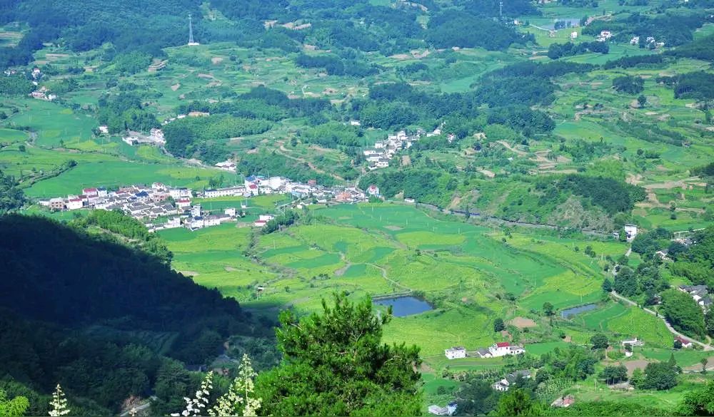 《七律.三题'石凫仙山'》作者：喻忠国 [中国现代诗歌文化传媒推荐]（图5）