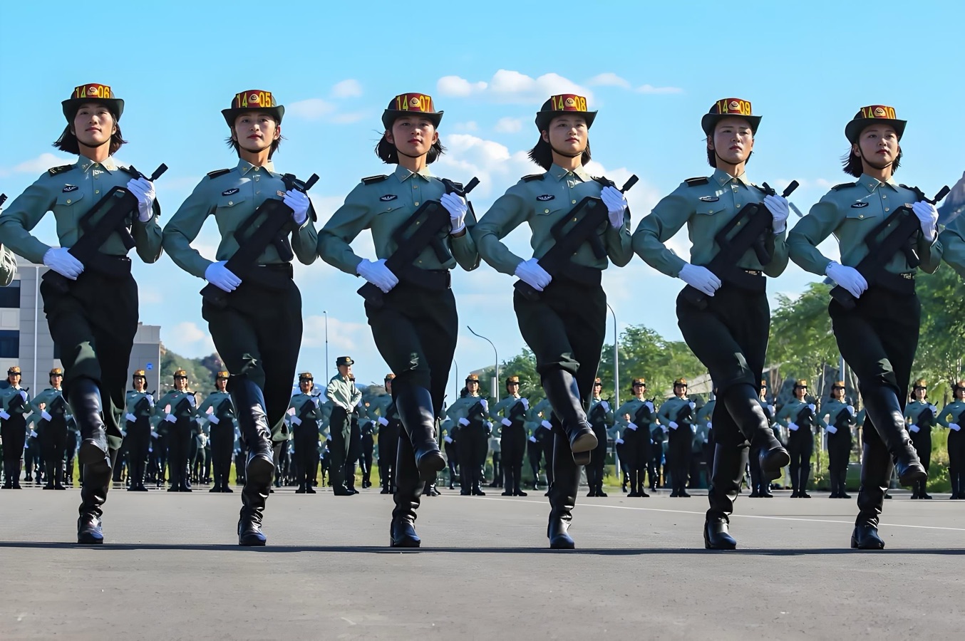 水调歌头. 女子方队三叠吟-诗童/辩证法（北京）长安街总社【世界诗人名人展】13978期（图5）