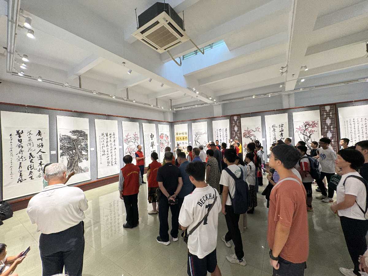红棉老兵翰墨丹青放异彩（图2）