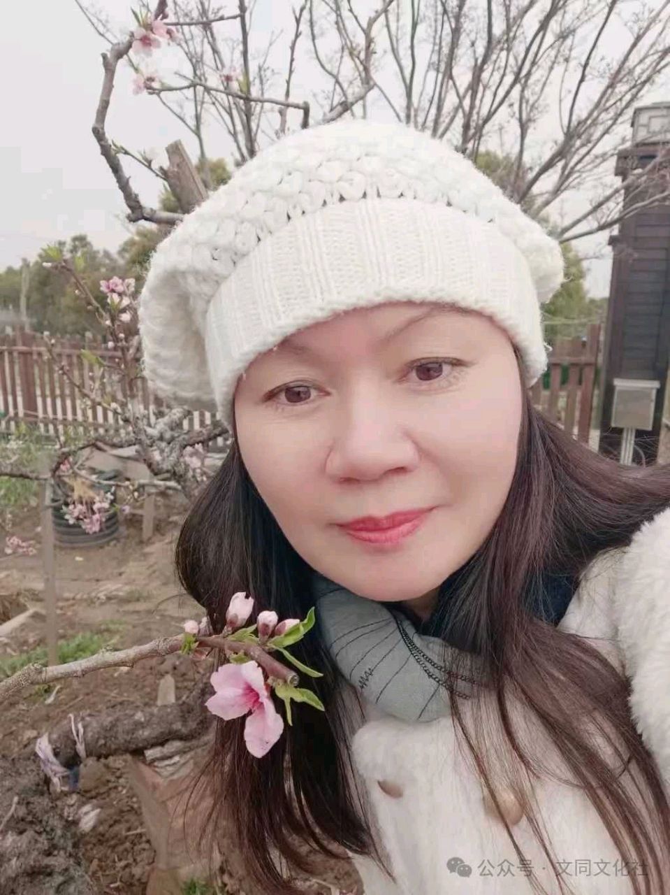好诗就是月光下的涟漪，直击人心——量子诗歌“七嘴八舌”说诗评诗系列之成小二的五首短诗，带你步入不一样的诗的海洋（图20）
