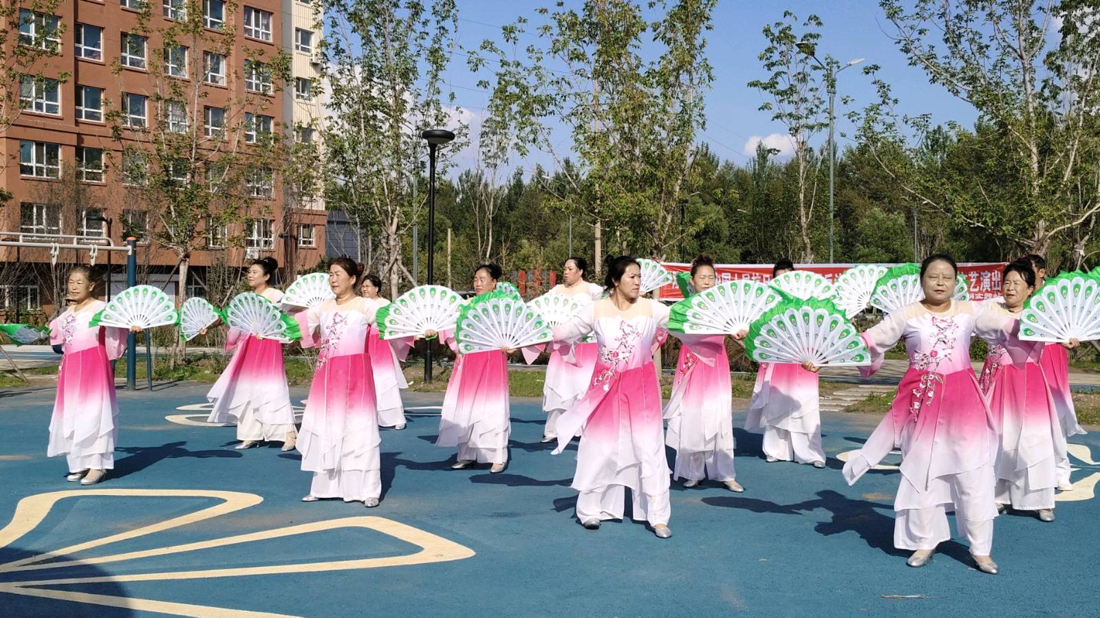 铭记历史 同心筑梦（图8）