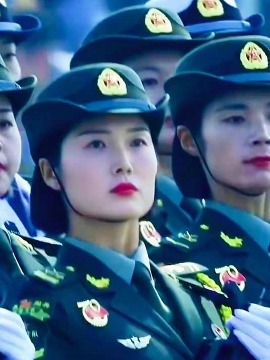 🇨🇳九. 三大阅兵礼赞-作者/众诗人/诗评：卞荔莎（美国）世界诗歌研究院【世界A l诗歌文学创作室】世界诗歌联合总会9.3大阅兵特刊🌏（图11）