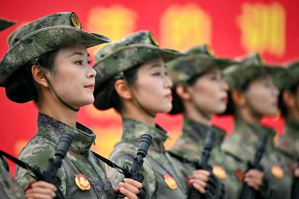 九月的光芒——礼赞九三阅兵式 ——写在中国人民抗日战争暨世界反法西斯战争胜利80周年之际/李 庆 和（图8）