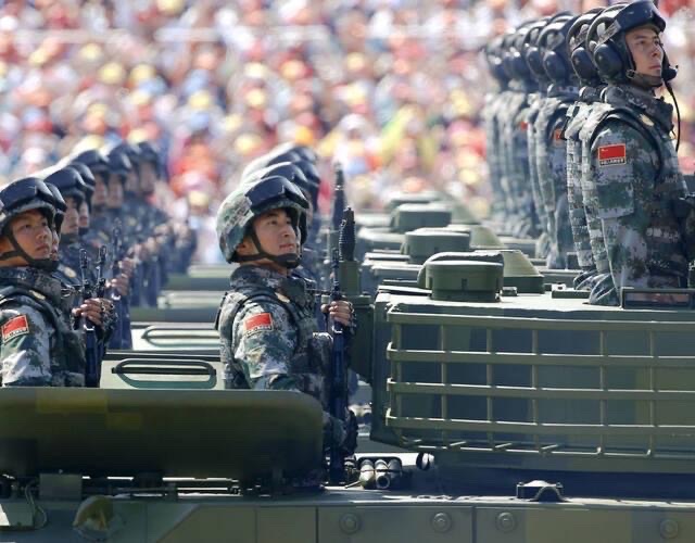 七律·扬我军威——观九三阅兵感怀（二首）文/海之风_京津沪头条（图2）