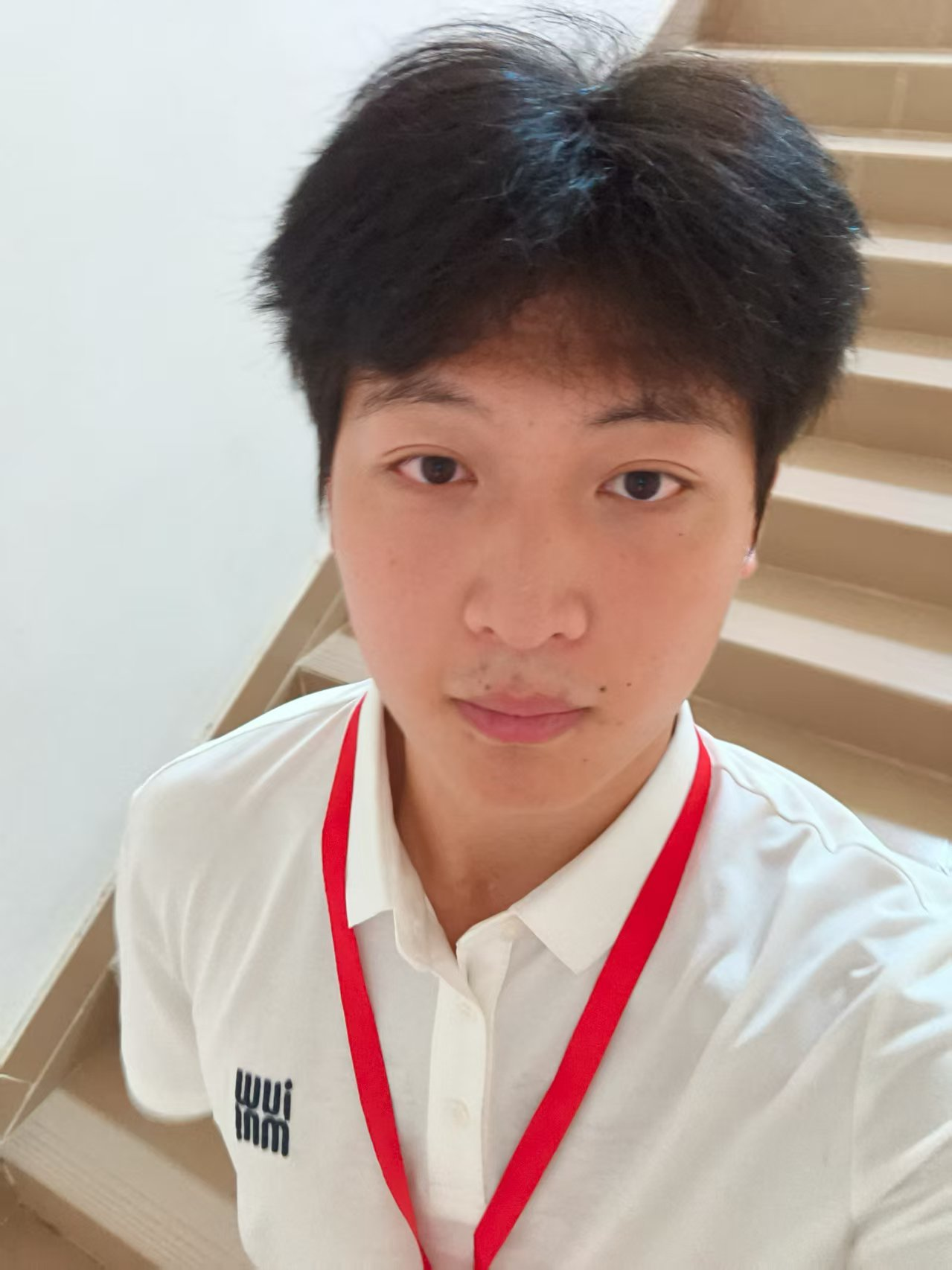 叹百里奚/何亮亮