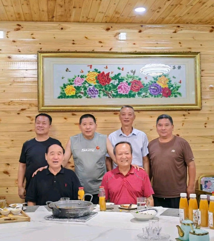 【八一专刊·老兵情怀7】张富贵：茶代醇醪情谊浓·穆顺庄园迎赵平～～参加青海战友会组织的庆八一第二故乡民和行侧记（组诗3首）北京头条.西安头条.都市头条发布！（图5）