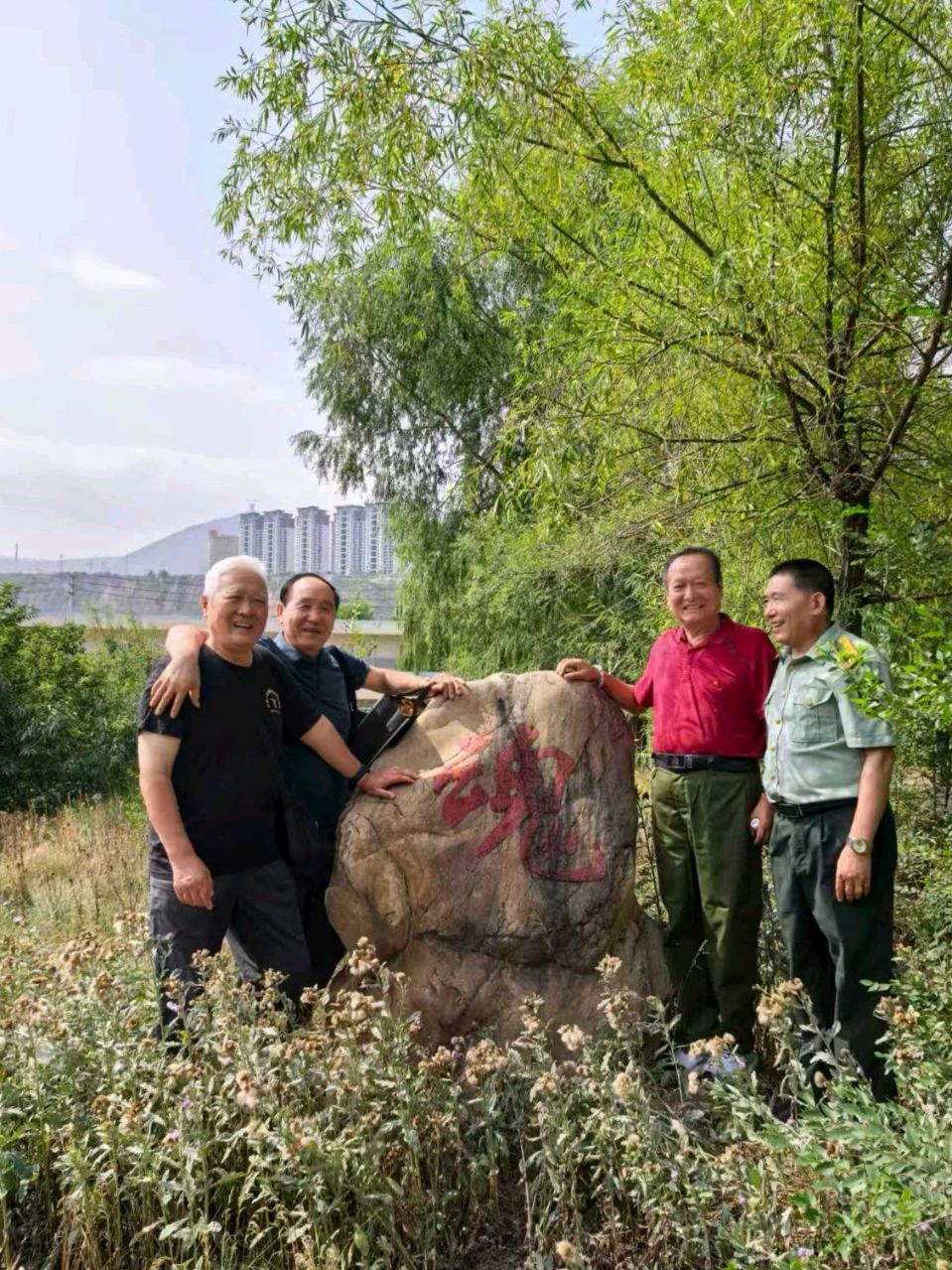 【八一专刊·老兵情怀7】张富贵：茶代醇醪情谊浓·穆顺庄园迎赵平～～参加青海战友会组织的庆八一第二故乡民和行侧记（组诗3首）北京头条.西安头条.都市头条发布！（图16）