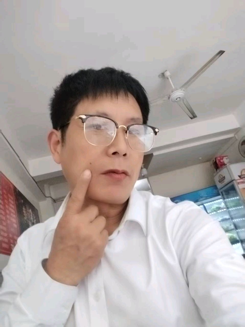 《五十岁，你仍然年轻》——祝王奔儿兄长生日快乐/作者：公主小妹/主播：知语‖画堂春/祝王奔儿老大生辰/作者：李月【桃园国际诗歌文化传媒】桃源♬ 馨声（图8）