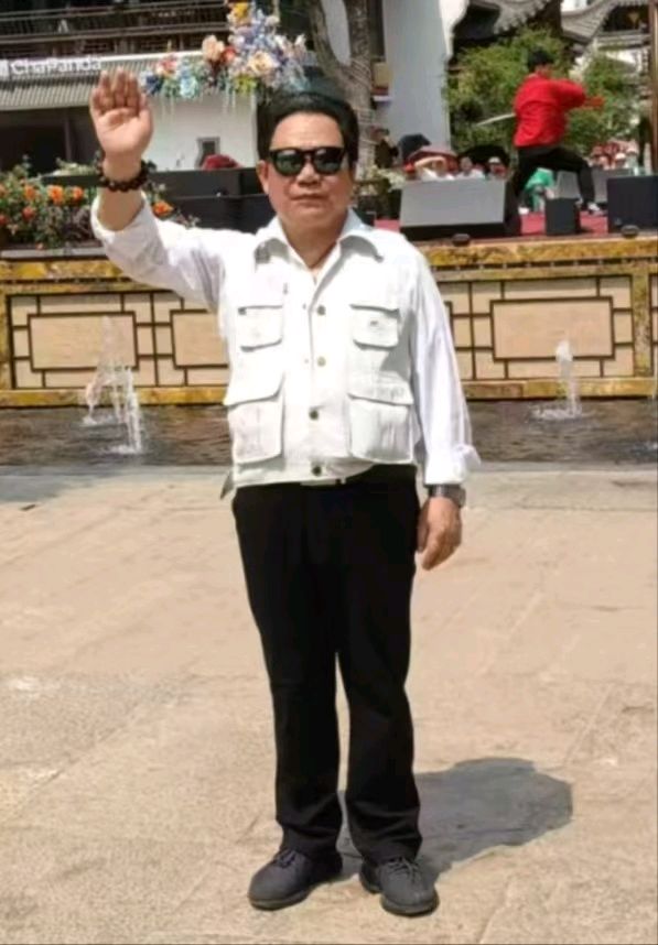 潘氏宗亲乙巳年国庆中秋双节诗书画汇 作者：潘晟/潘锡林/潘冠中/潘铭奇/潘文昌/潘毅/潘橞/潘安明/潘光政/潘顶水/潘建忠/潘圣华/潘秀宏/潘汝山（图40）