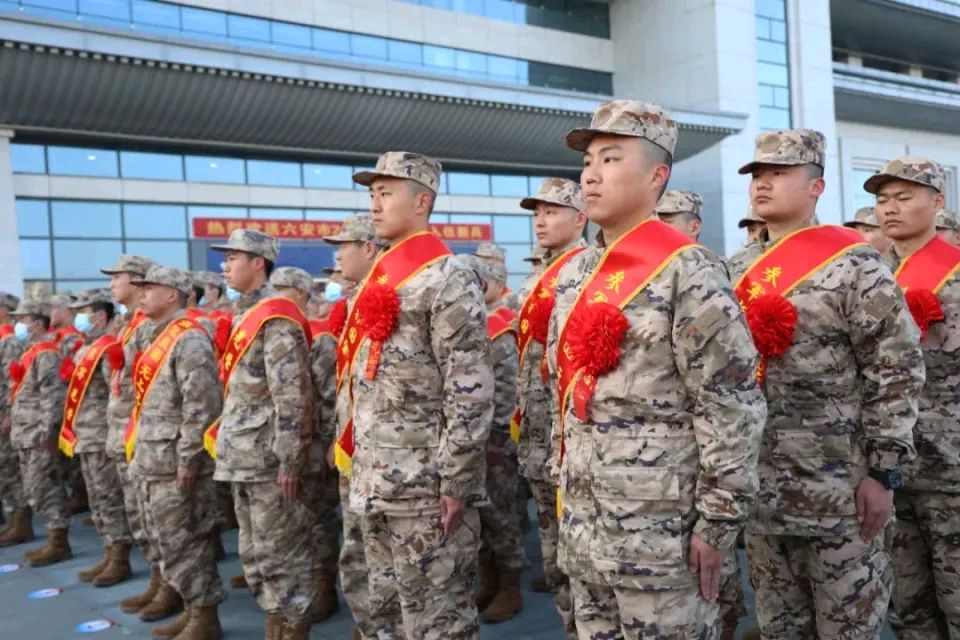 【枫雅汇看图约诗】第405期《入伍》（图10）