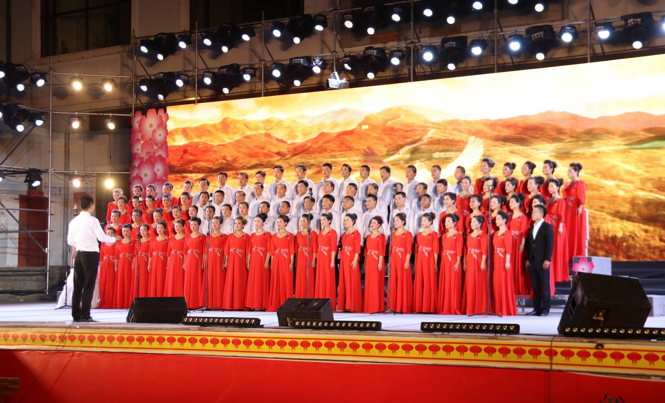 【荣耀中国】国庆节随想曲王万荣（图6）