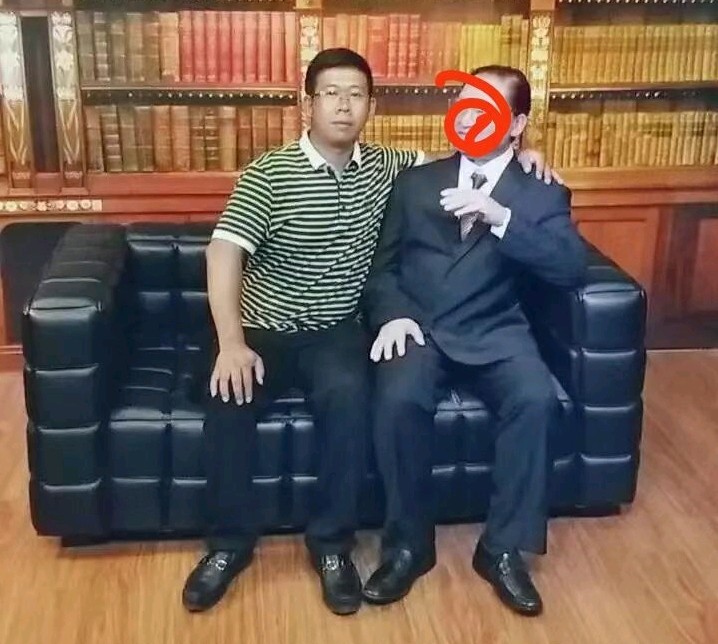 灯影下的故乡