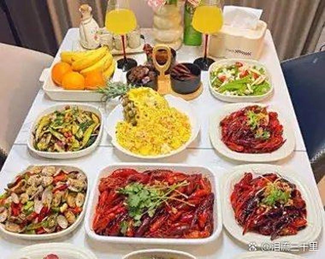 诗词赋 中秋望月感怀（外四首）：作者||于达荣（江苏）海外头条（图7）