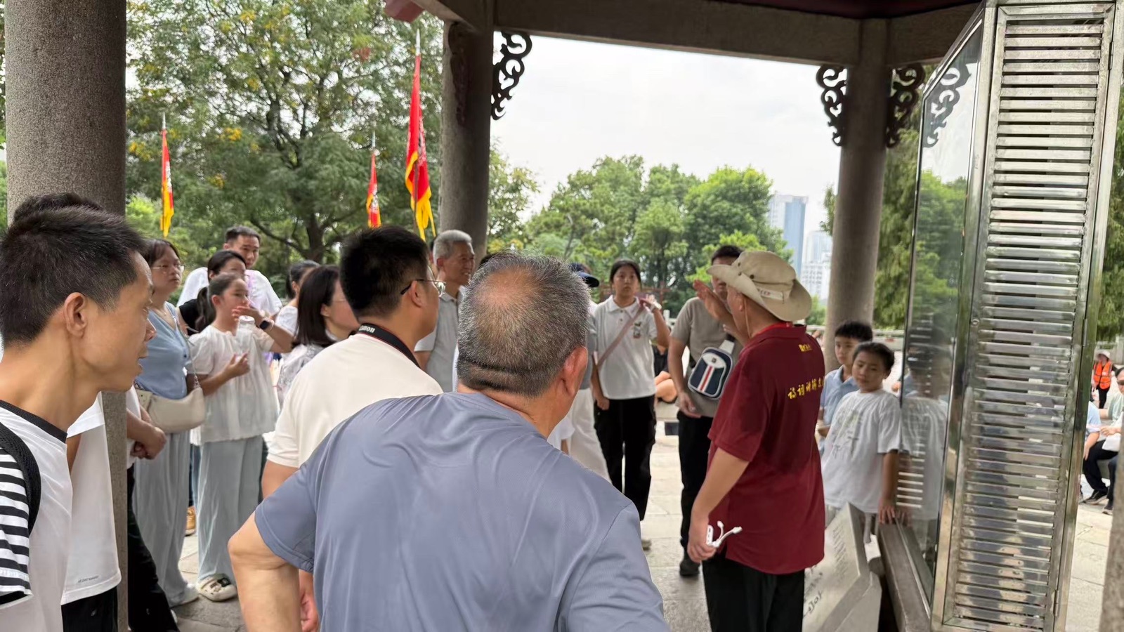 黄鹤金秋｜周智敏（黄鹤楼诗词讲解志愿者）（图4）