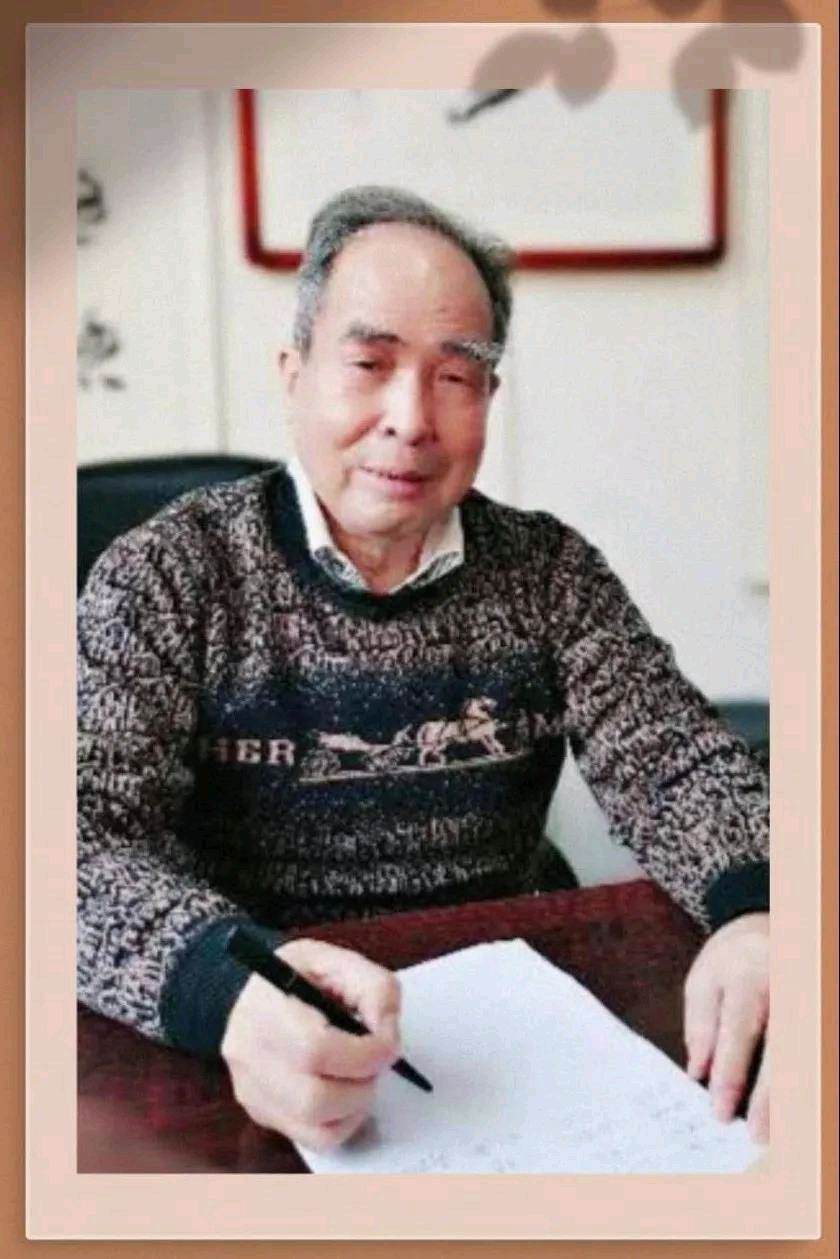 《陕西省散曲学会蒲城创作基地》十月份同题接龙作业——李向前(陕西)〔双调·新时令〕菊花（图4）