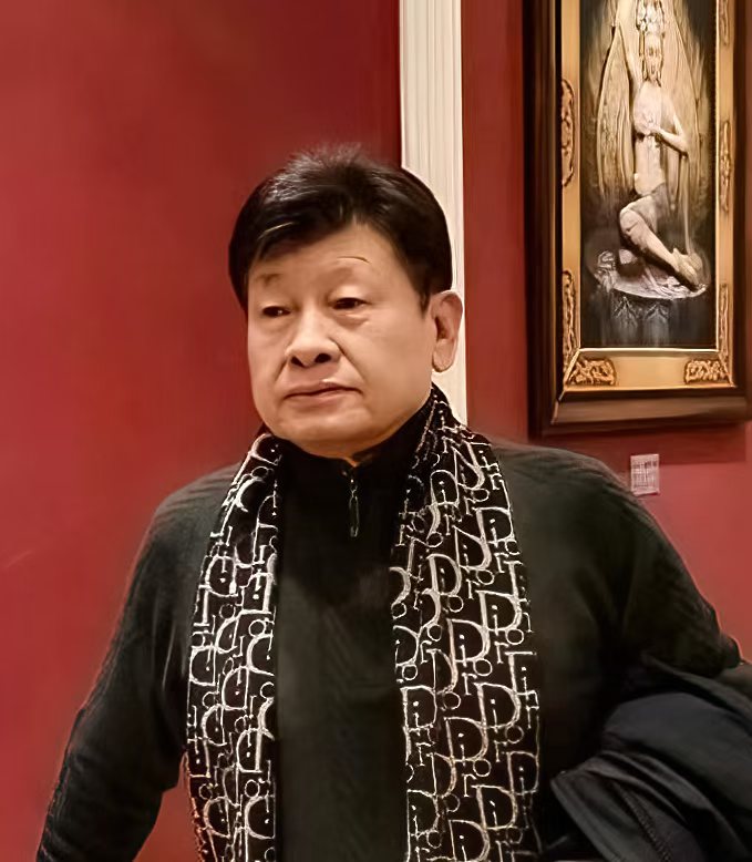 作者——张子周 作者——张子周