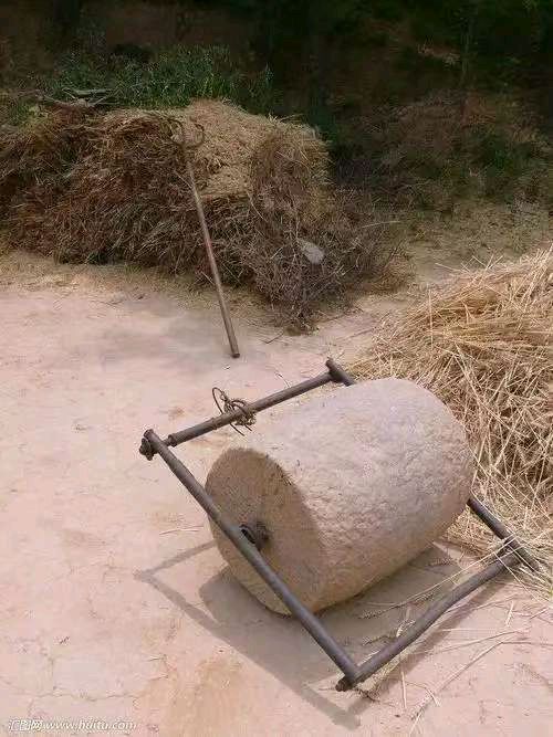 童年的场院 作者：姚树学（图7）
