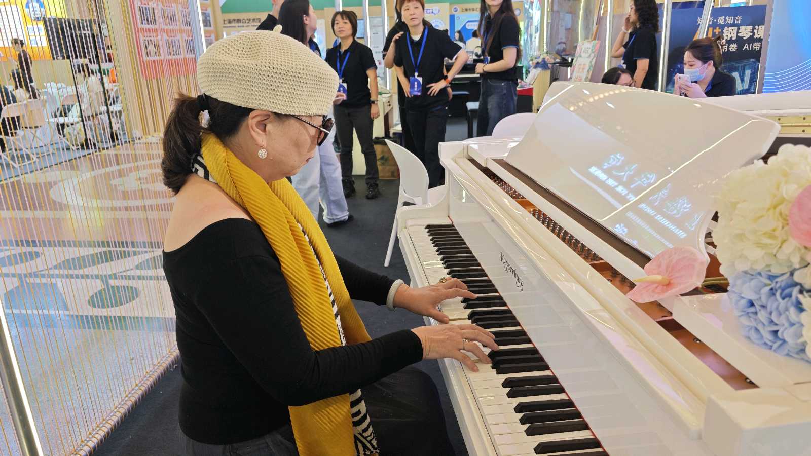 老当益壮 琴坛飒爽 ——朱芳老师参加钢琴友谊赛掠影（图6）
