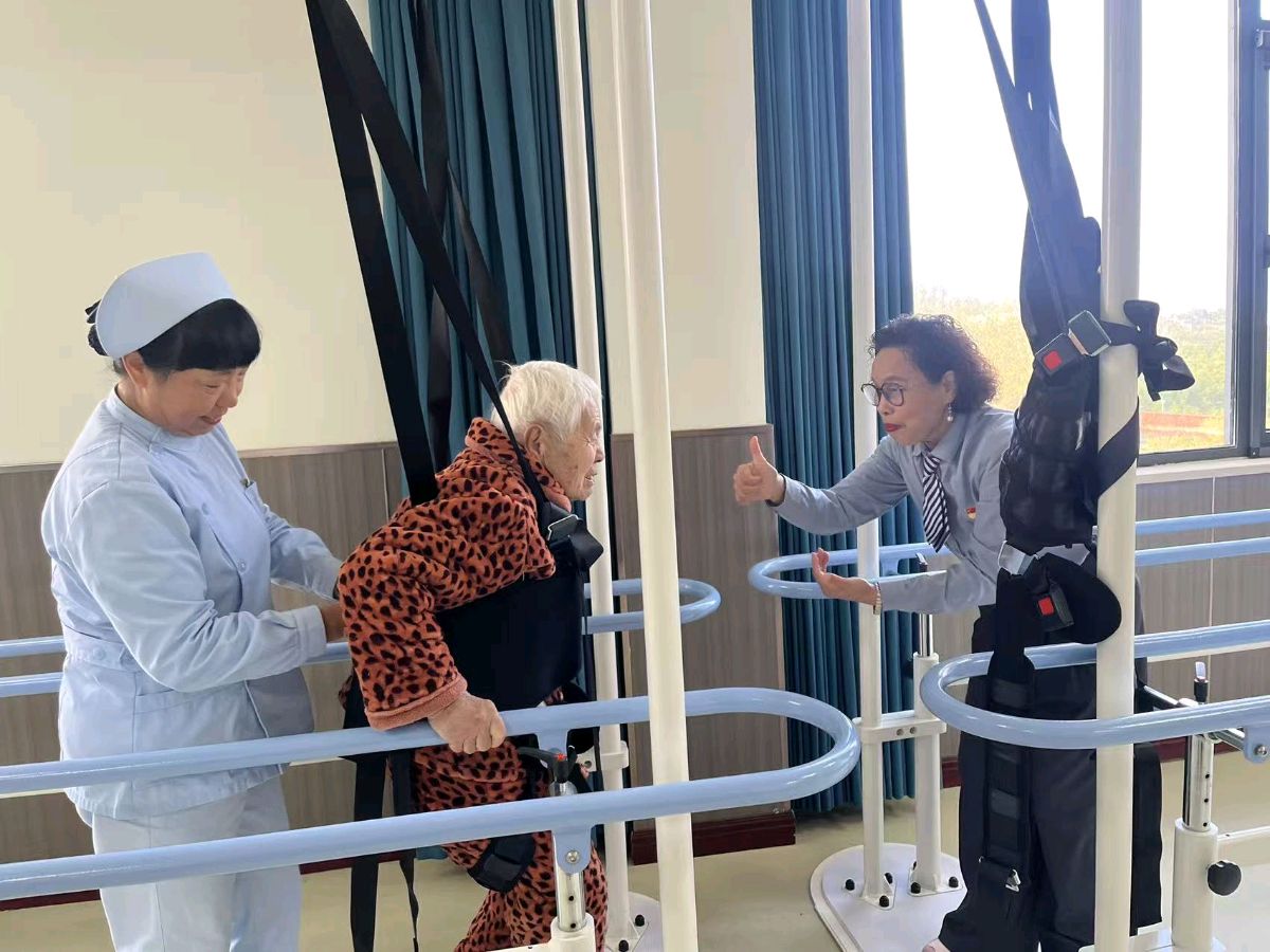 舞钢市：党建引领风帆劲“红色引擎”激活非公经济高质量发展新动能（图2）