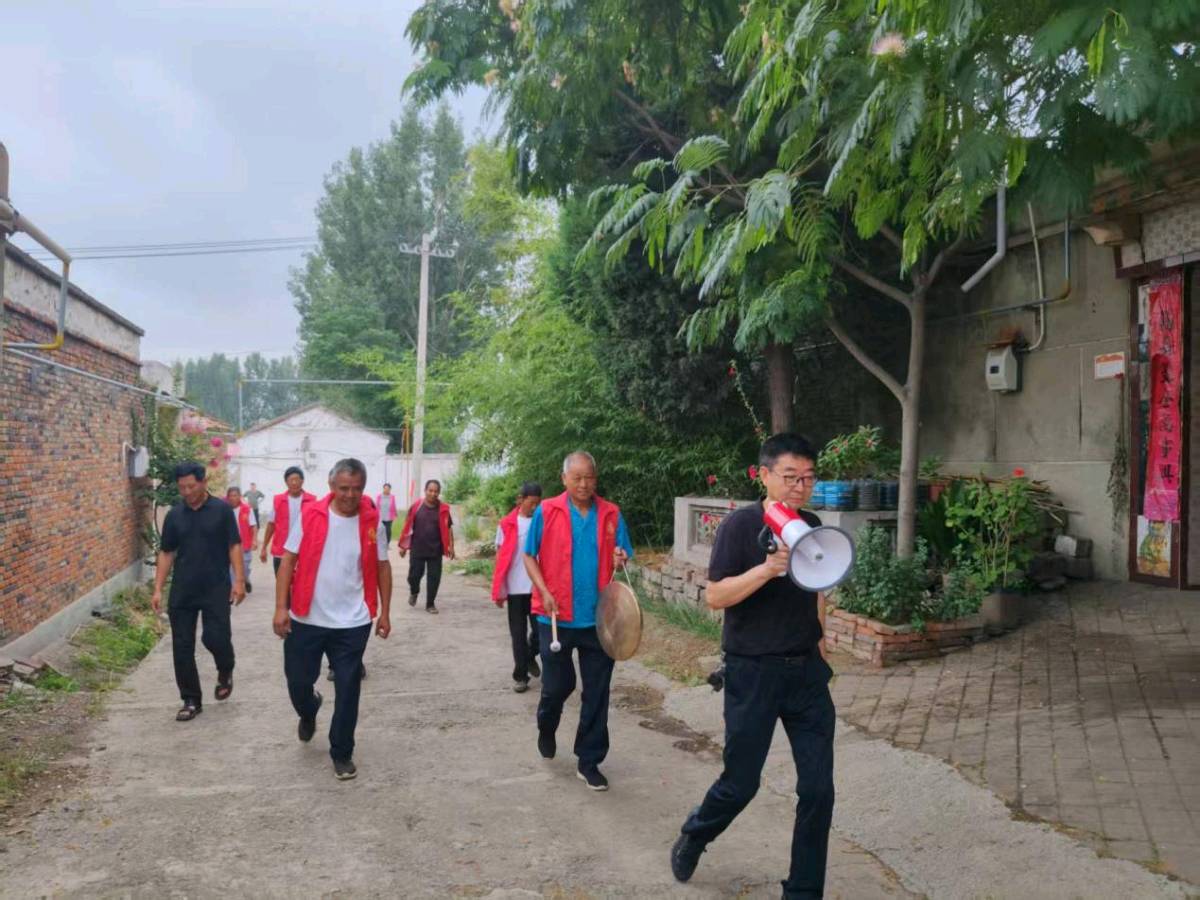 宝丰县张八桥镇闫洼村：党建领航践初心 基层治理暖民心