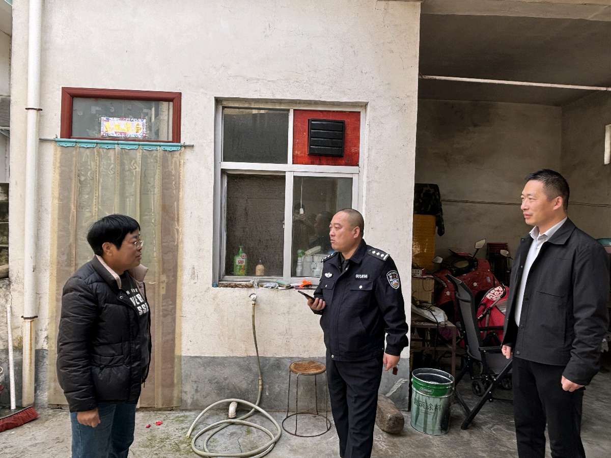宝丰县商酒务镇：警网融合筑基石 基层治理惠民生（图2）
