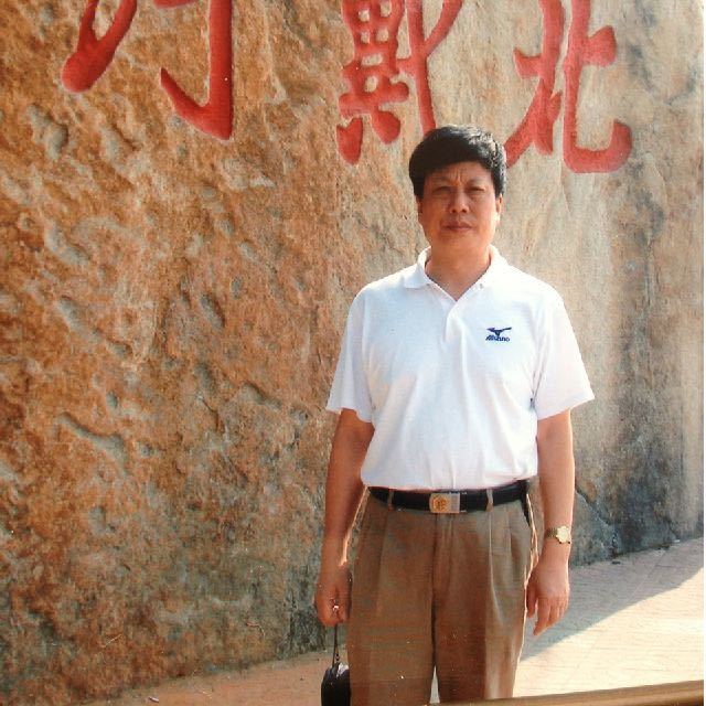 从退还一套西装看军队防腐 文/王昌宁(图3)