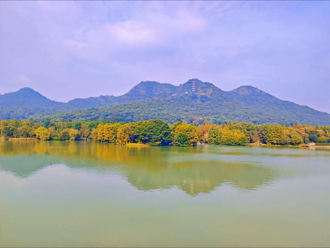 【中国雨巷文学社】北京头条 第2558期 散文《湘湖秋韵》作者:萧祖能 - 杭州