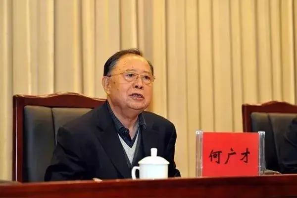 《何全兴姓名题诗，看图即兴诗几首》作者：何全兴 [中国现代诗歌文化传媒推荐]（图12）