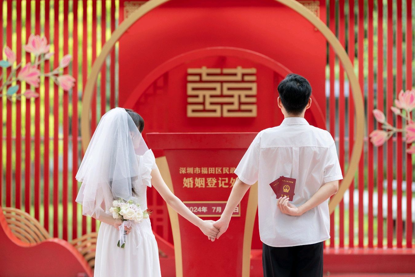 贺甥孙黄裕彬、王菲新婚誌禧 黄石华