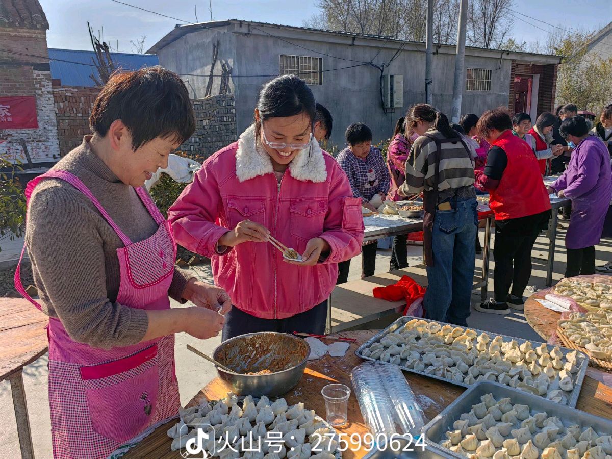 《庙沟精神,范艳龙书记》一人带火一村人!(图8)