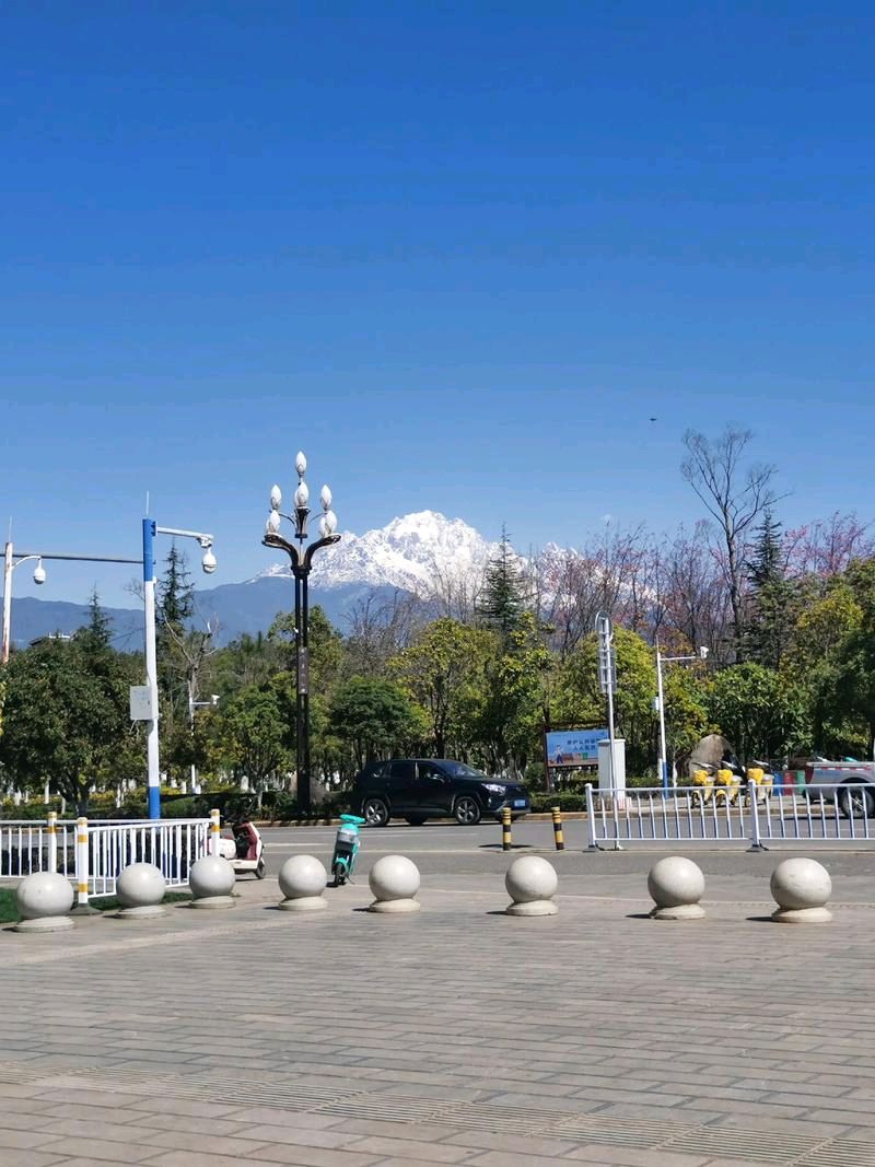 过玉龙雪山（图3）