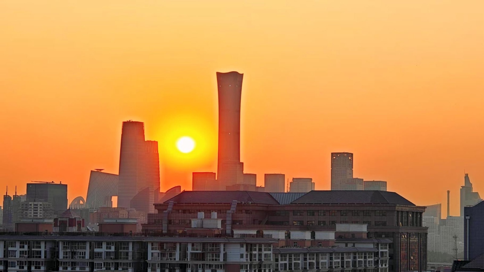 海外头条：五言 雨后（外二十四首）张树元（内蒙古）（图9）