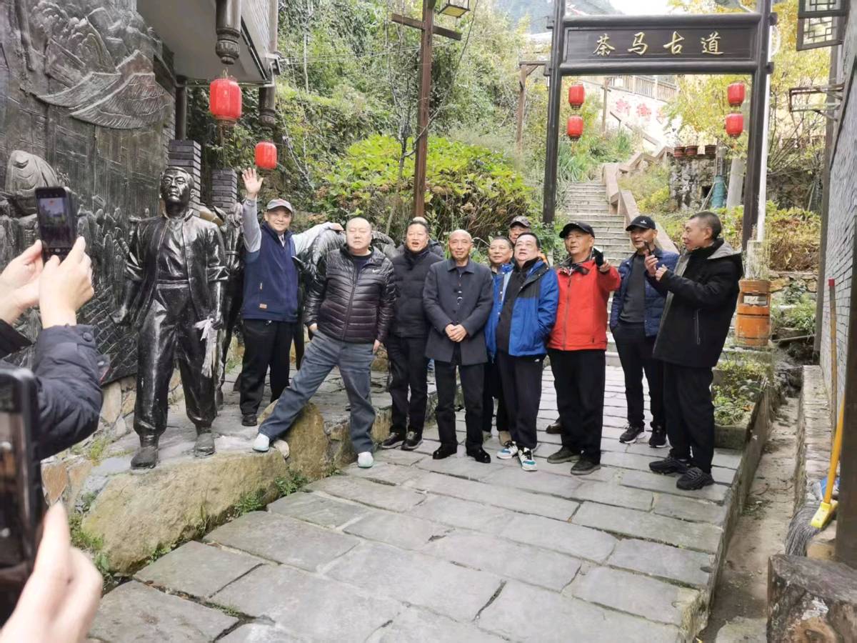 彝乡彝年彝情海深 (散文) ◎ 姚加军 老工程兵（图13）