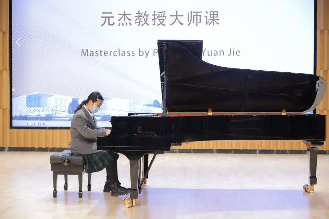 李昕昱:获23万全额奖学金被青岛梅纽因录取的天才少女(图5)