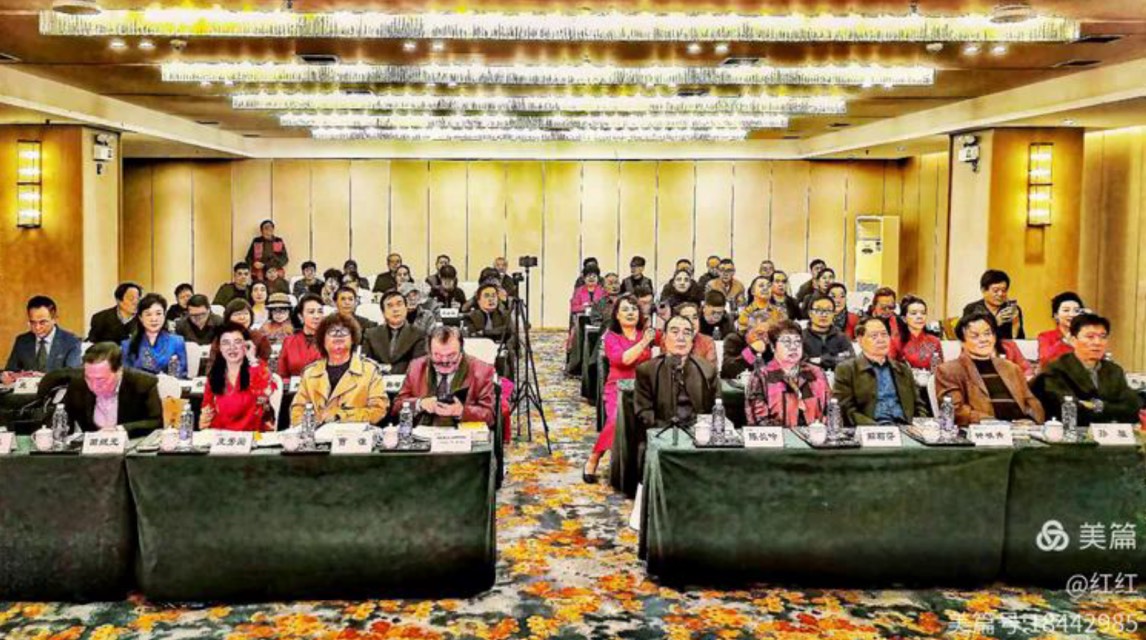 海外头条:王芳闻获得哈萨克斯坦哈基姆·阿拜国际诗歌奖!(图10)