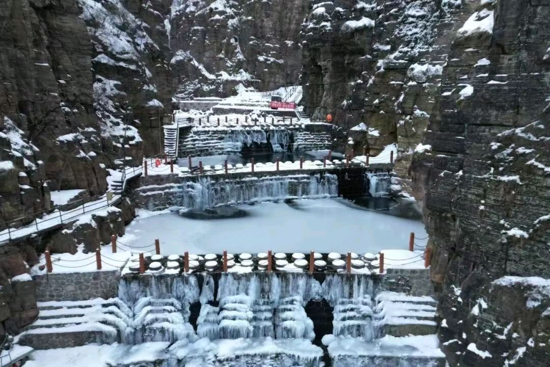 七律·冬日第一场雪/漠雨江南（图2）