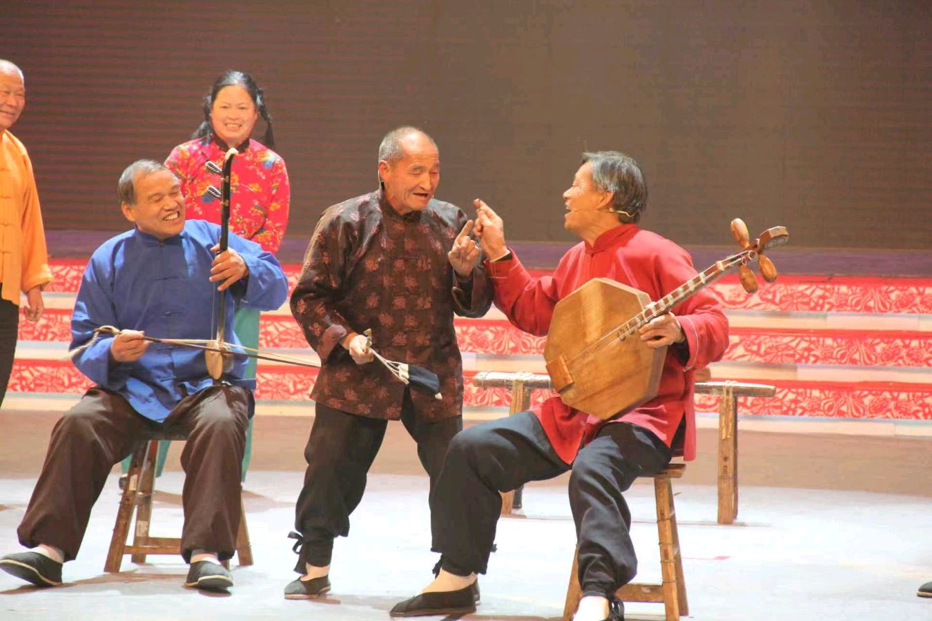 七言排律《回眸广电五十年》文/潘毅（图34）